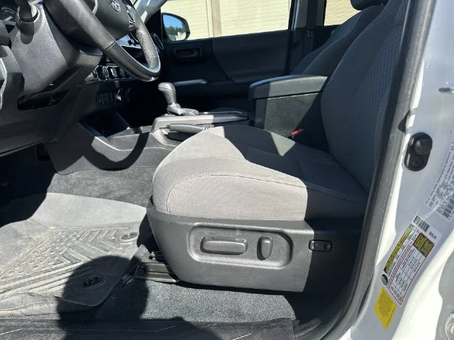 Used 2023 White Toyota SR5 image 13