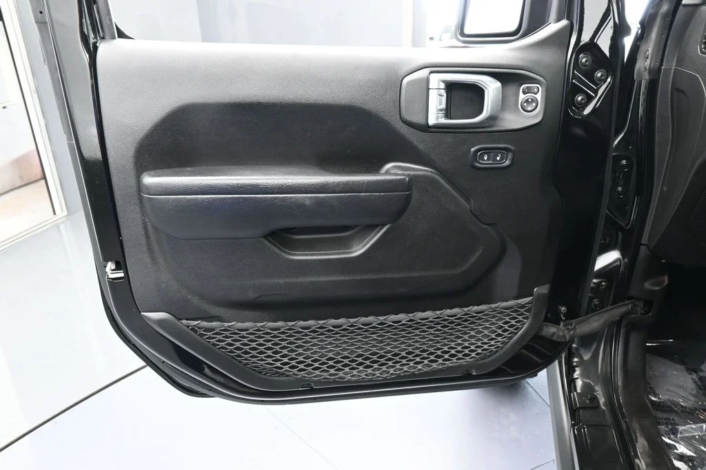 Used 2022 Black Clearcoat Jeep Unlimited Sport image 12