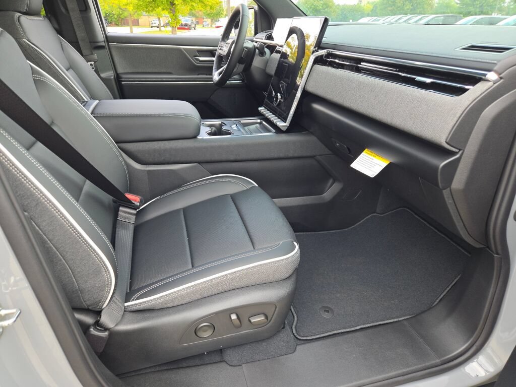 2026 GMC Sierra EV Elevation - Photo 16