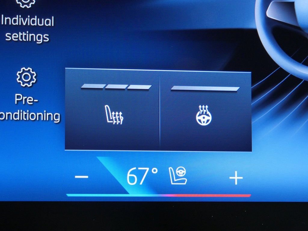New 2026 Black Sapphire Metallic BMW 330i xDrive image 44
