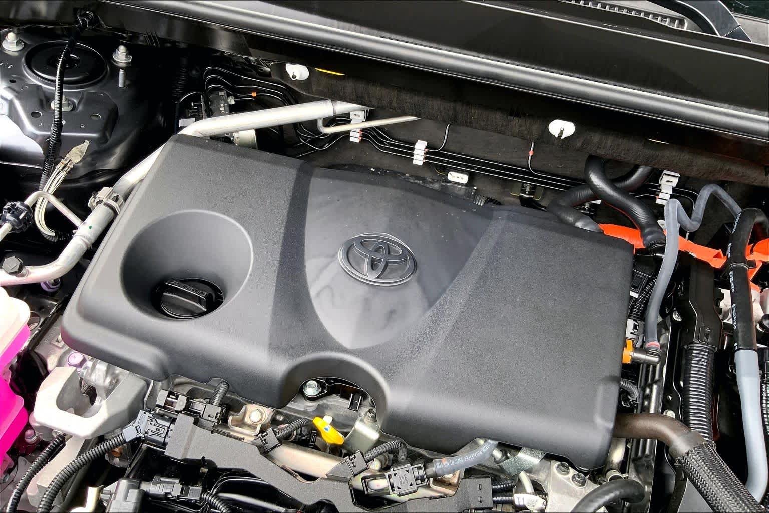 Used 2025 Magnetic Gray Metallic Toyota Hybrid LE image 33