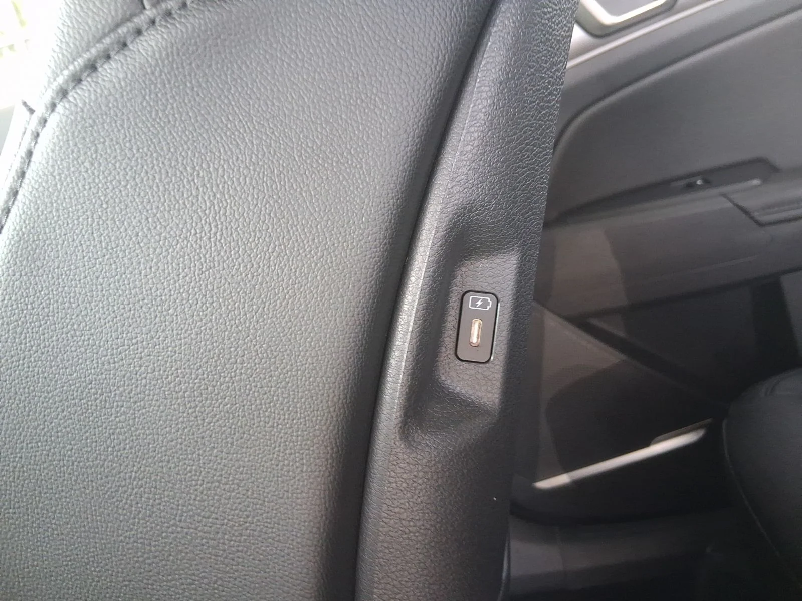 New 2026 White Kia EX image 24