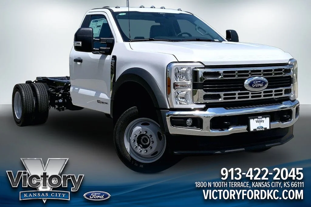 2026 Ford F-550 Super Duty Chassis Cab XL