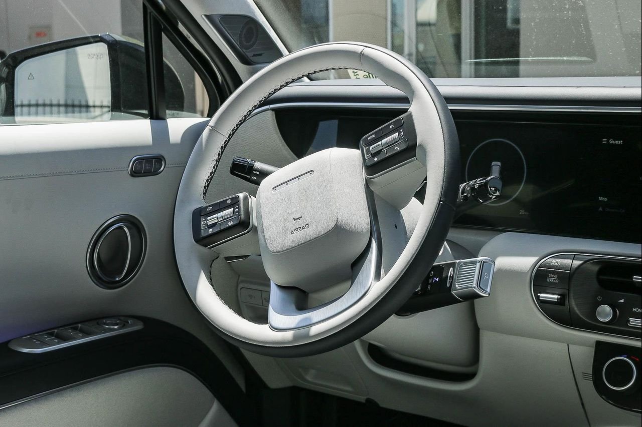 New 2026 Silver Hyundai Calligraphy image 14