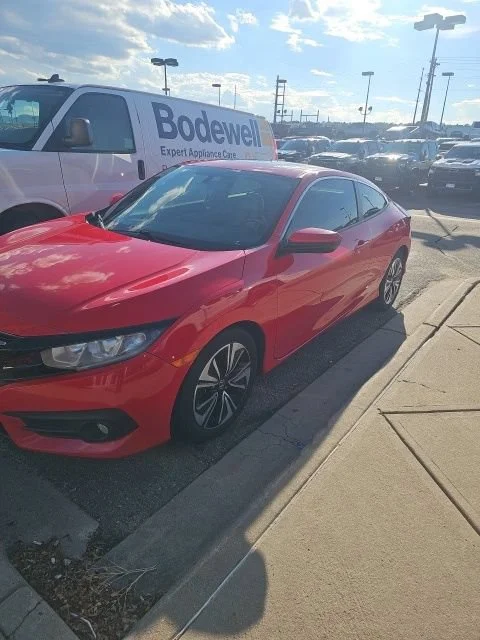 Used 2018 Red Honda EX-T image 3