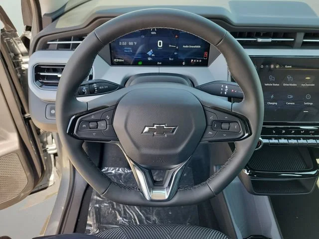 New 2027 Sterling Grey Metallic Chevrolet LT image 20