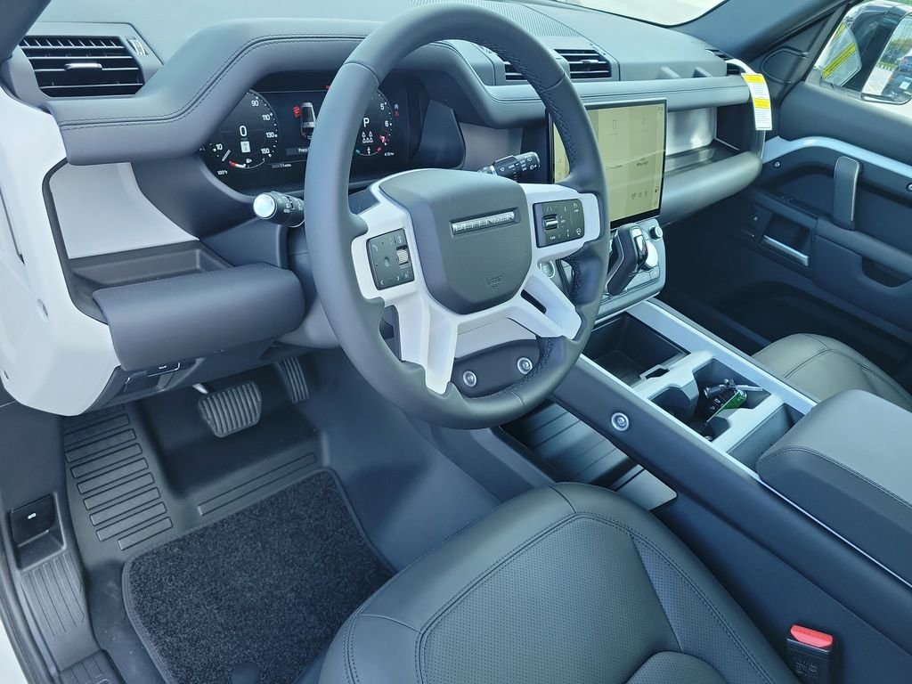 New 2026 Fuji White Land Rover S image 25