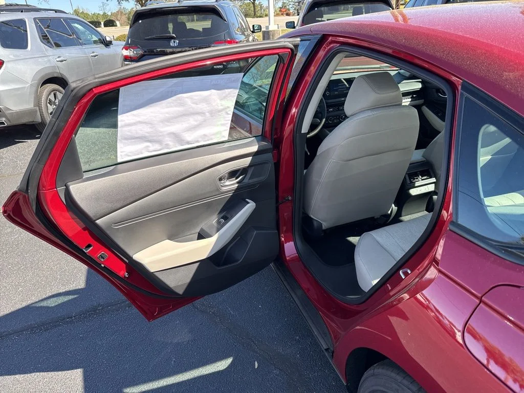 2026 Honda Accord SE - Photo 12