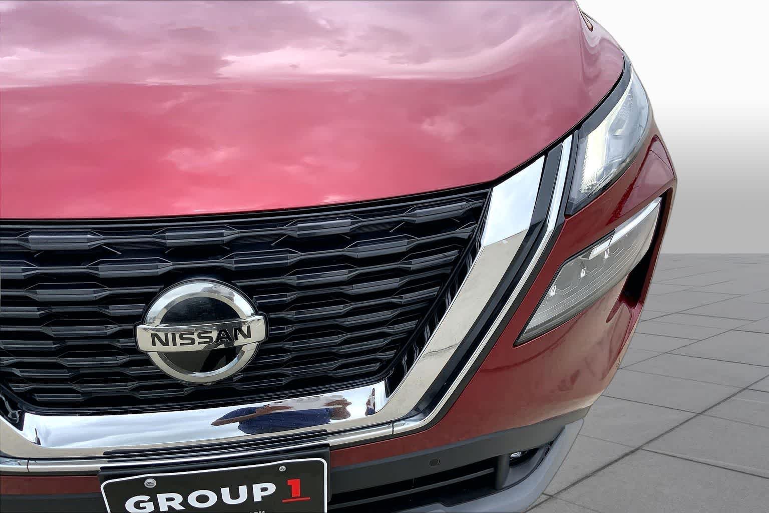 Used 2021 Scarlet Ember Tintcoat Nissan SL image 30