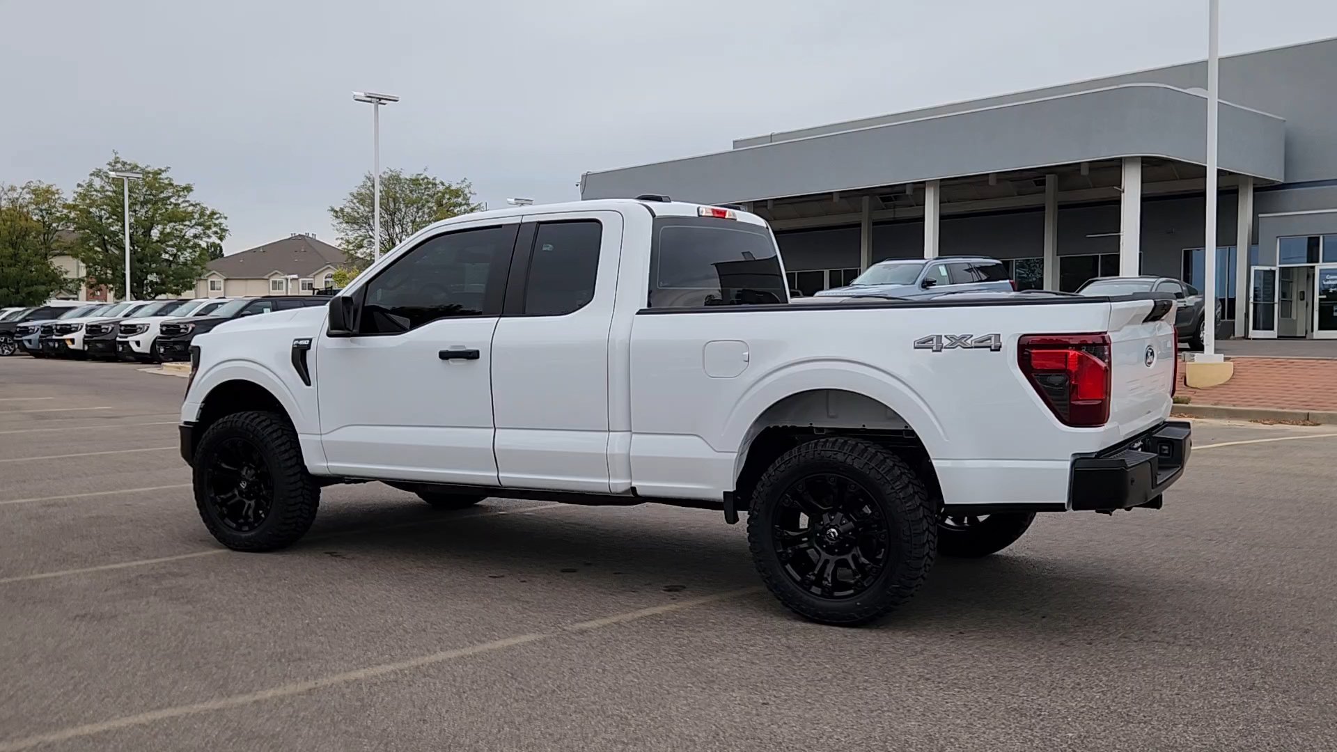 New 2026 Oxford White Ford XL image 22