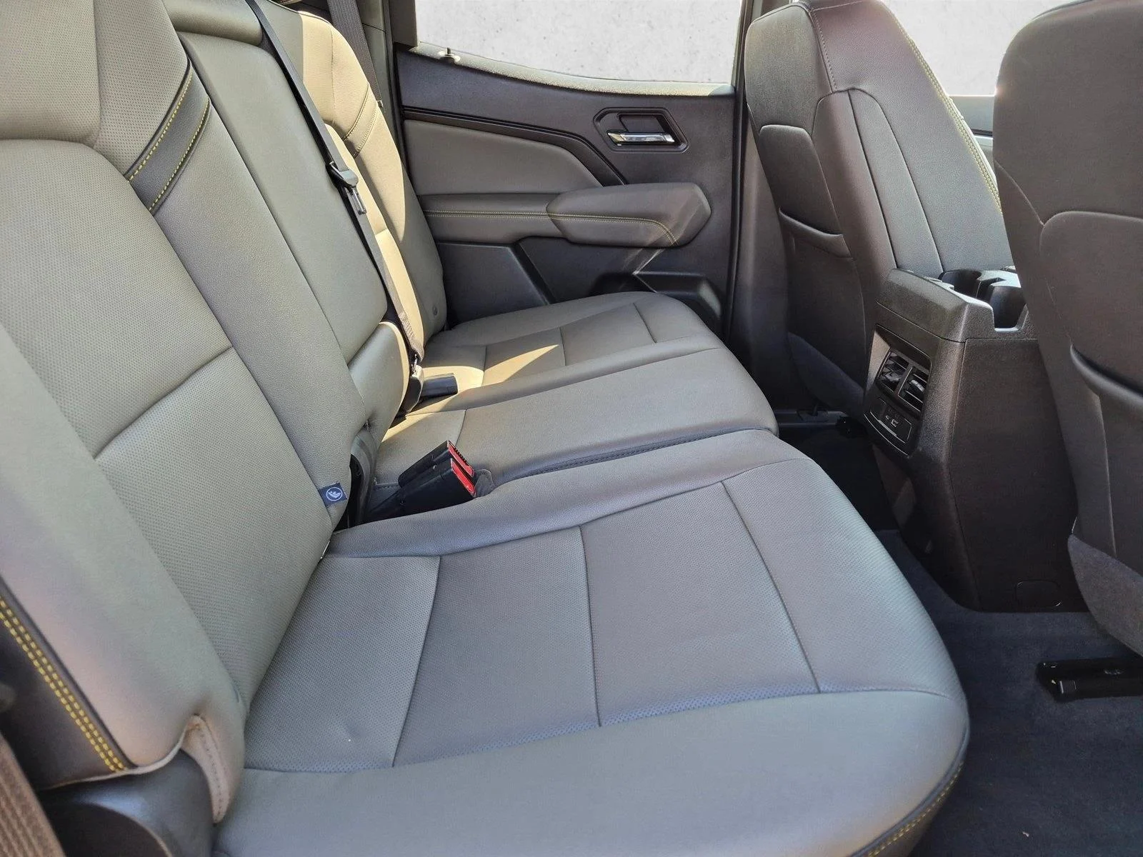 Certified Used 2023 Summit White Chevrolet 4WD ZR2 image 19