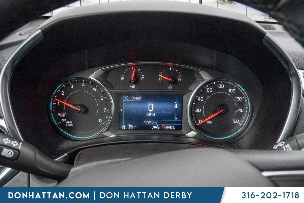 Used 2024 Gray Chevrolet LT image 6