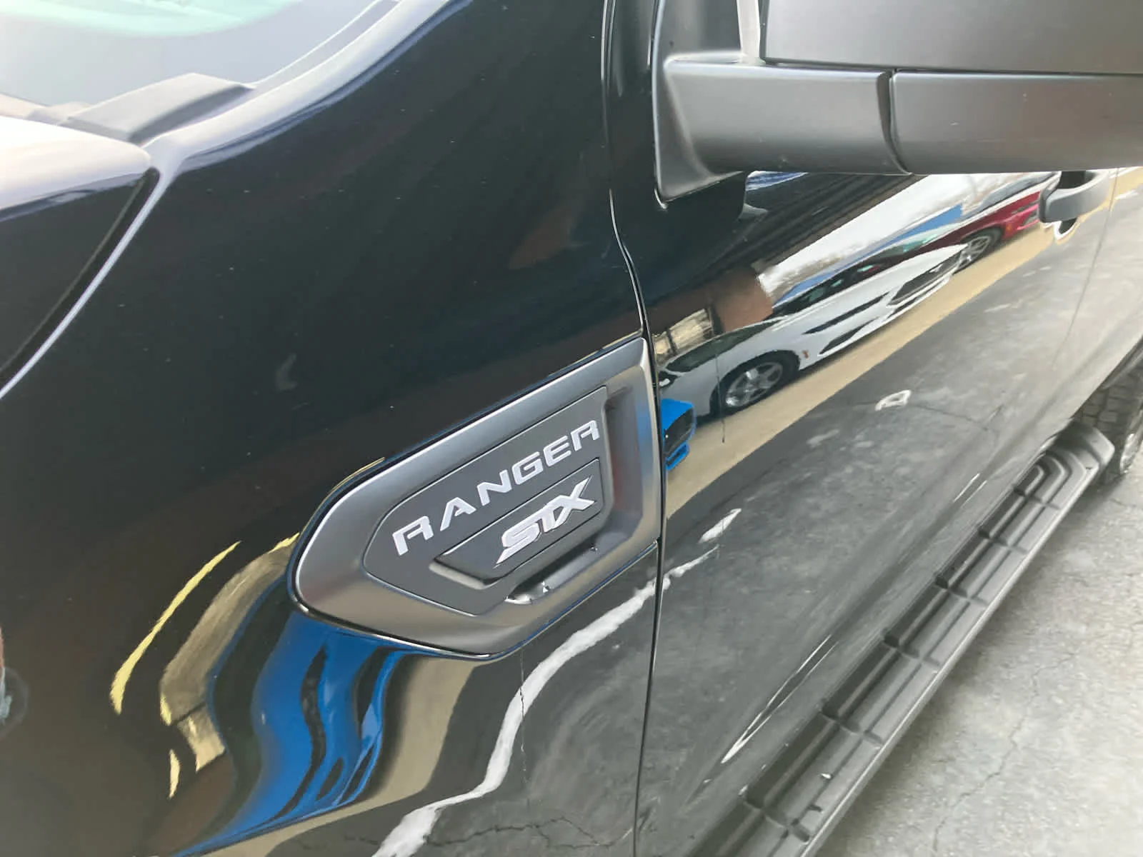 Used 2022 Shadow Black Ford XL image 5