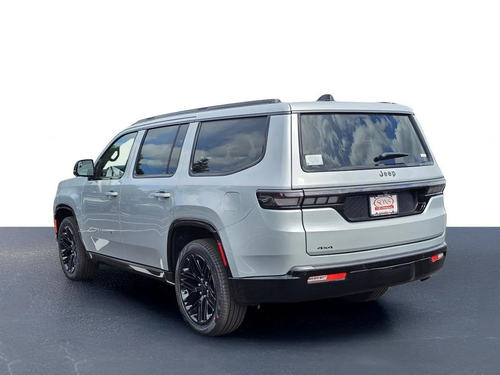 New 2026 Silver Zynith Jeep Limited Reserve image 12