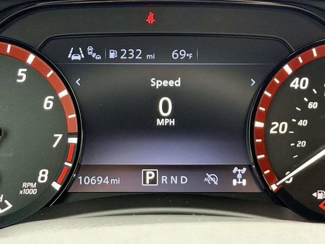Used 2025 Gray Nissan PRO-4X image 25