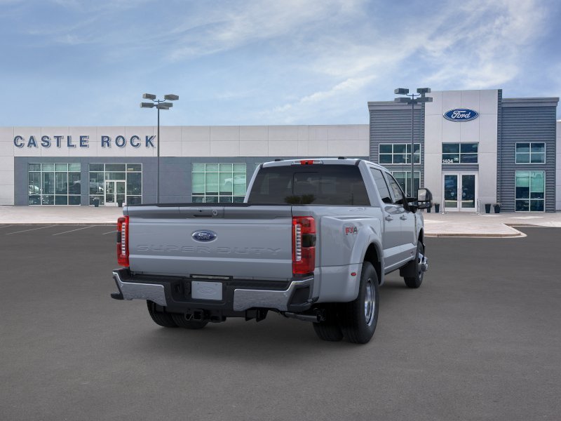 New 2026 Glacier Gray Metallic Tri-Coat Ford F-350® Lariat® image 8