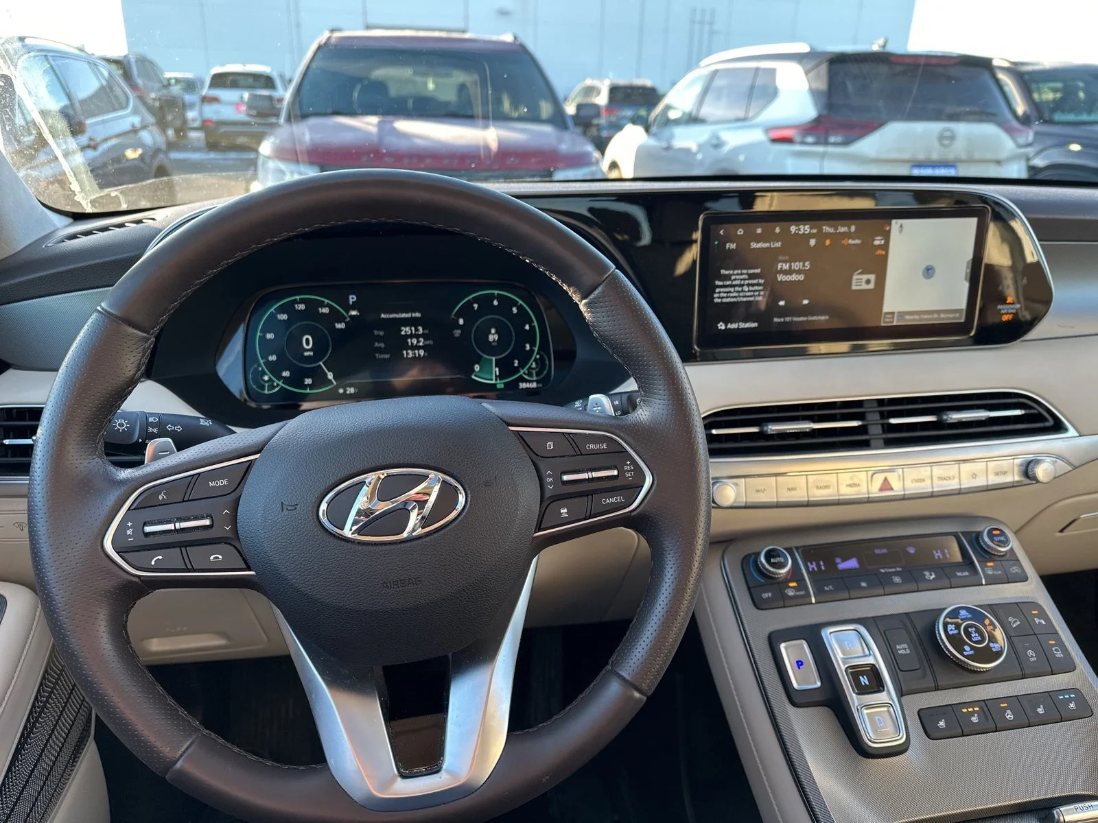 Used 2021 White Hyundai Calligraphy image 41