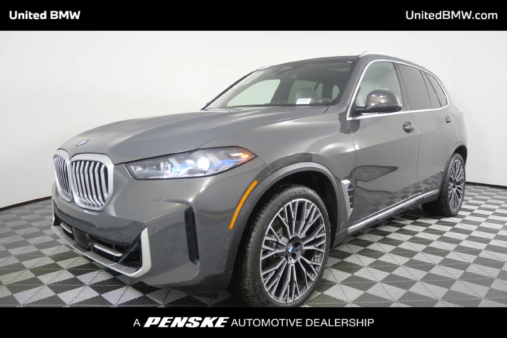 New 2026 Gray Metallic BMW xDrive40i image 1