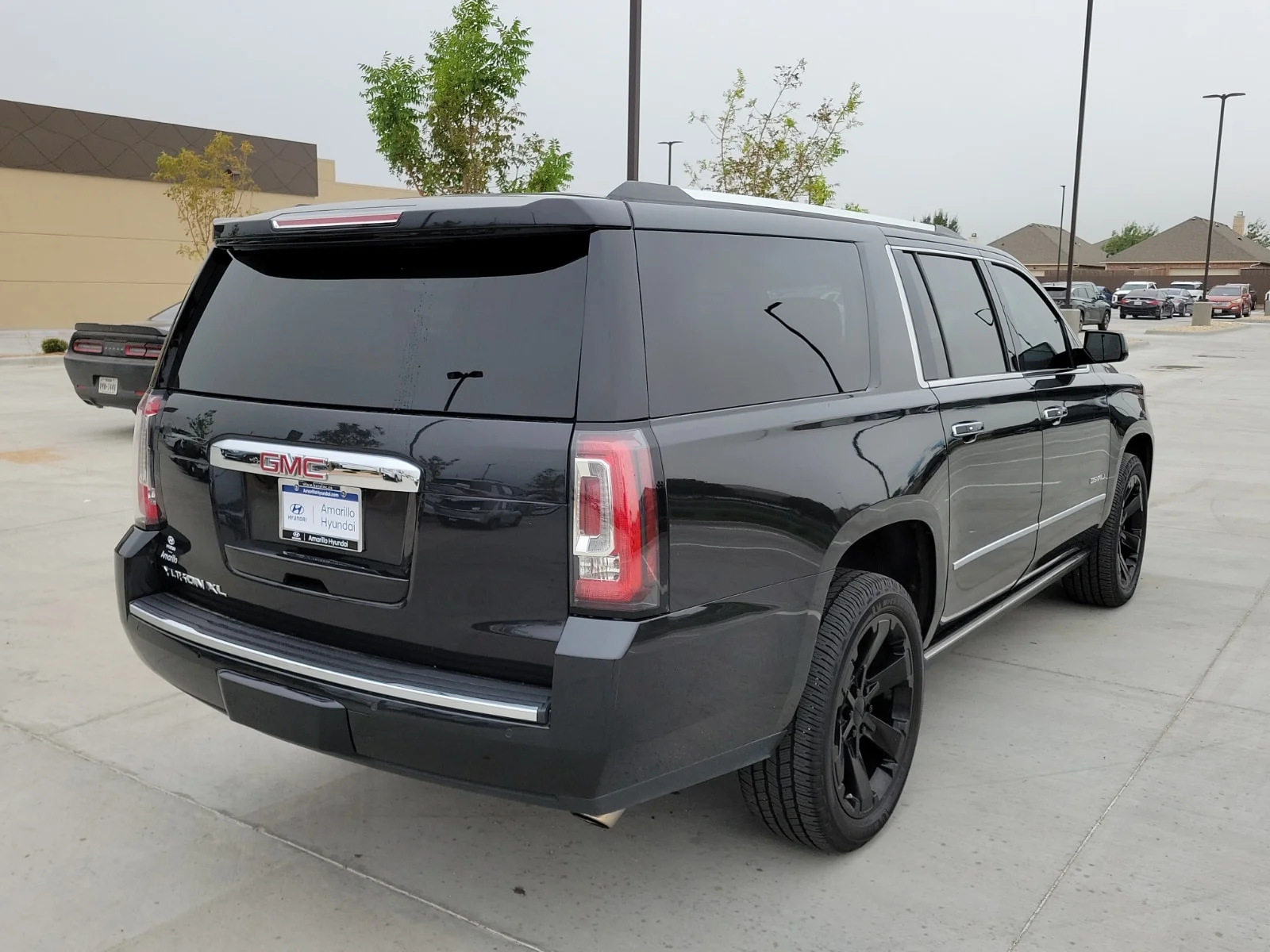 Used 2020 Black GMC 4WD Denali image 4