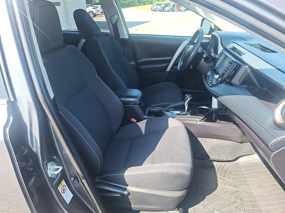 Used 2018 Magnetic Gray Metallic Toyota Adventure image 21