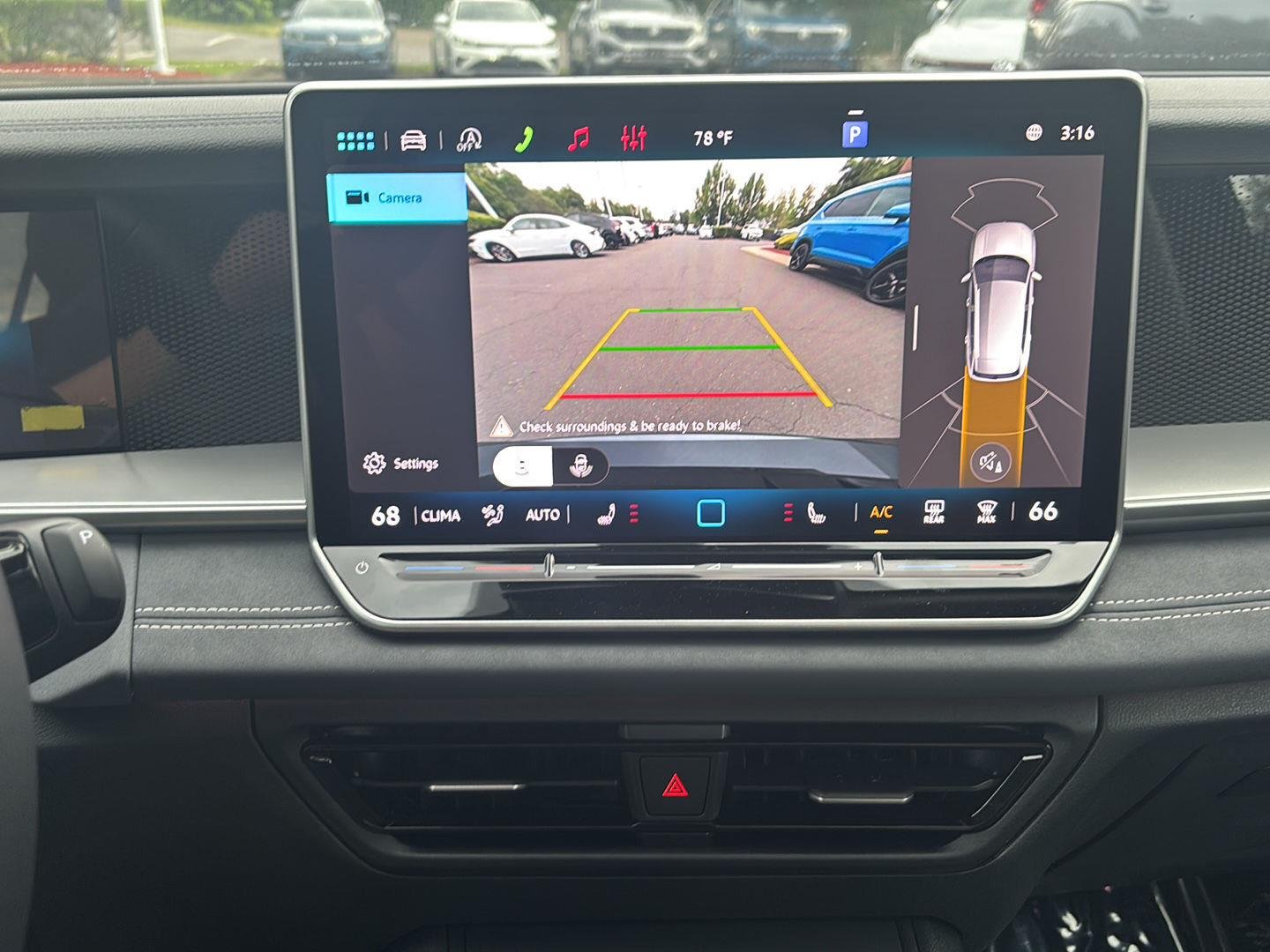 2026 Volkswagen Tiguan SE - Photo 20