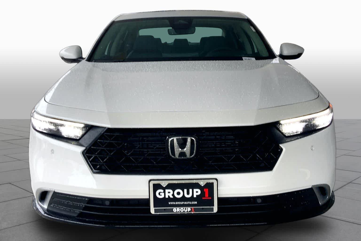 New 2026 Platinum White Pearl Honda Touring Hybrid image 3