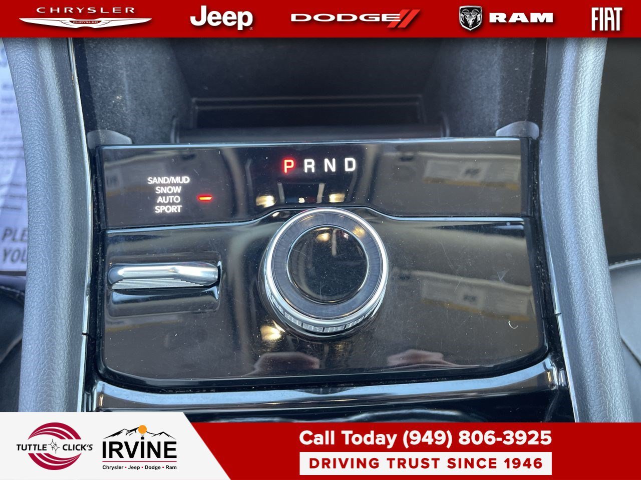 Used 2022 Diamond Black Crystal Pearlcoat Jeep Limited image 23