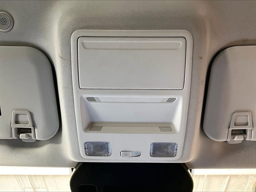 Used 2022 White Ford SEL image 23