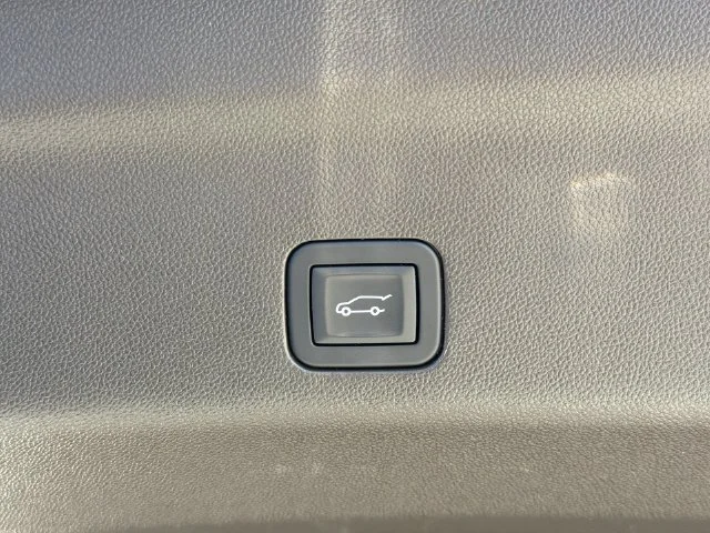 Used 2025 Black Chevrolet LT image 42