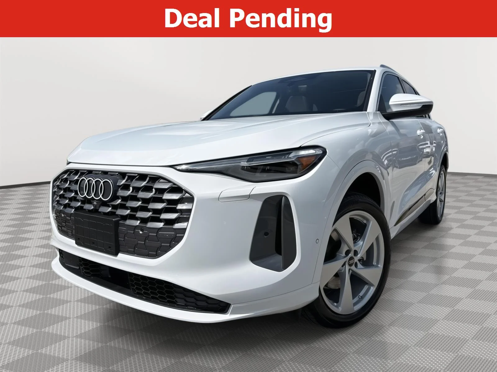 2026 Audi Q5 Premium Plus quattro's photo