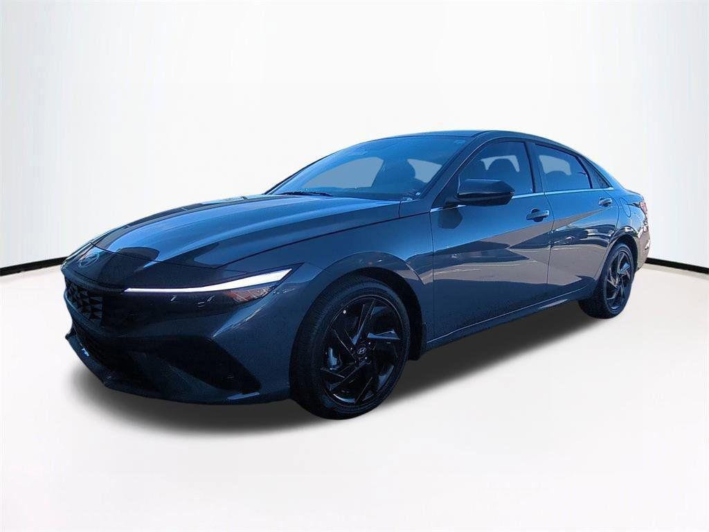 New 2026 Gray Hyundai SEL Sport Premium image 9