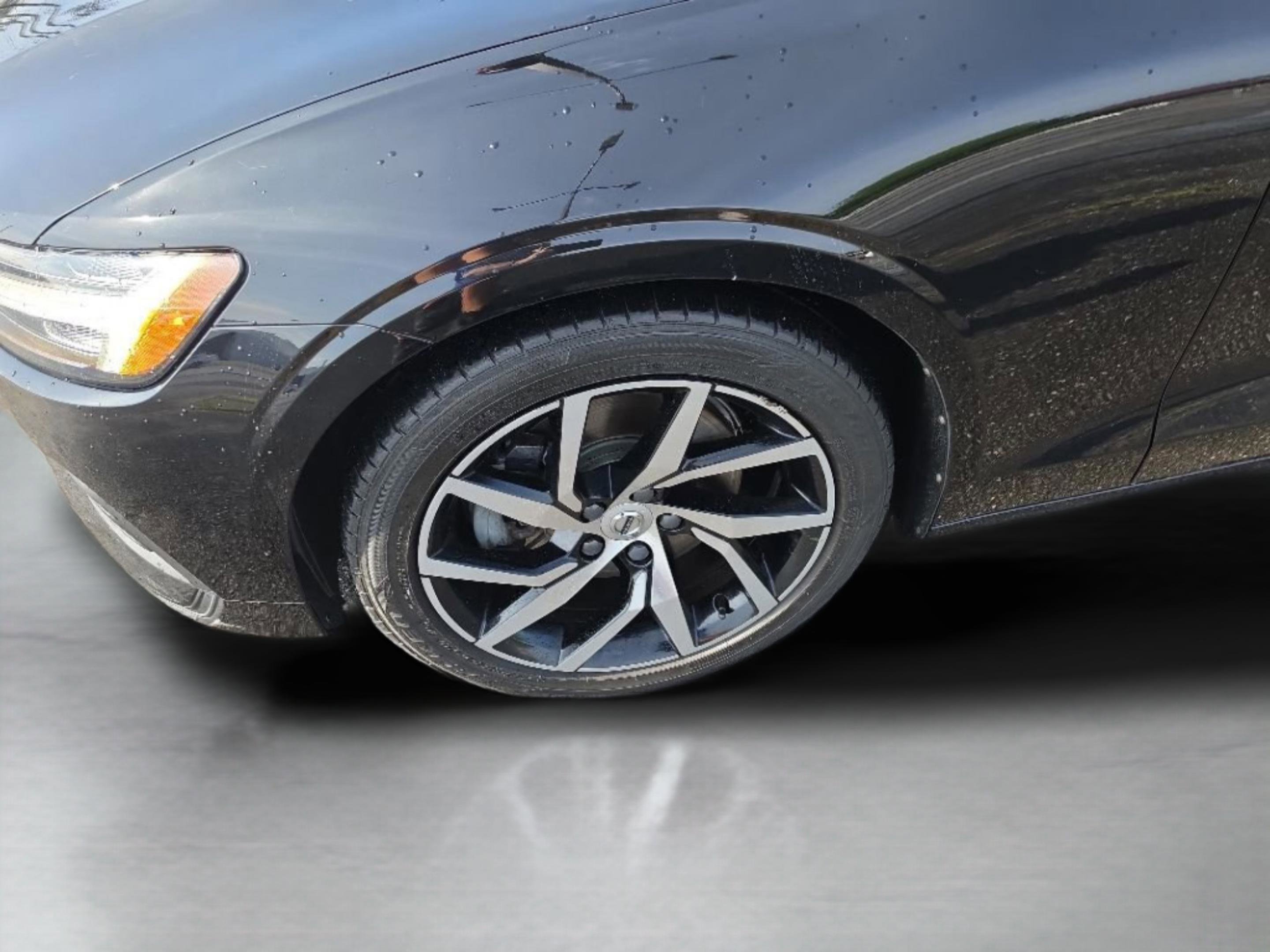 2020 Volvo S60 Momentum - Photo 30