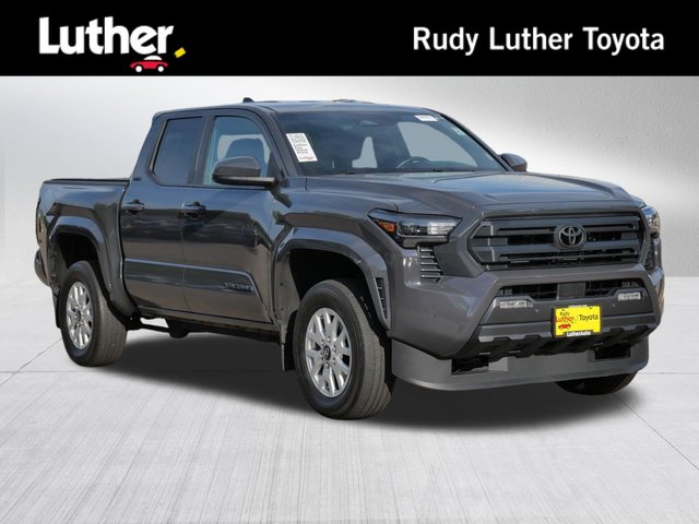 2024 Toyota Tacoma 4WD SR5