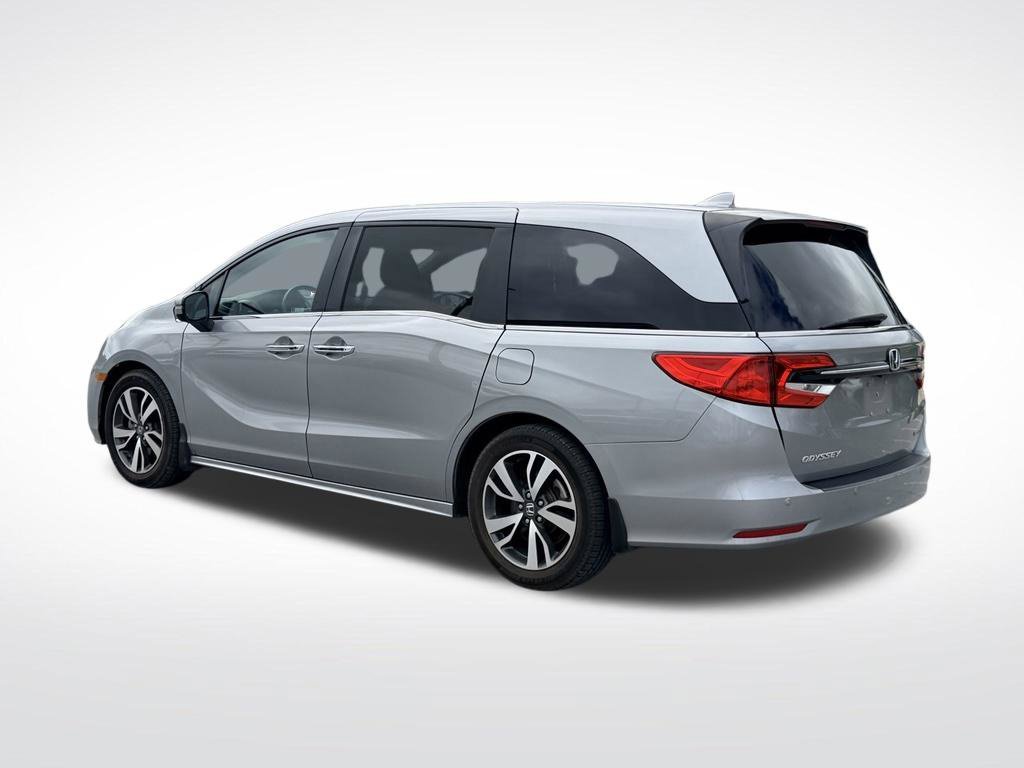 Used 2023  Honda Touring image 4