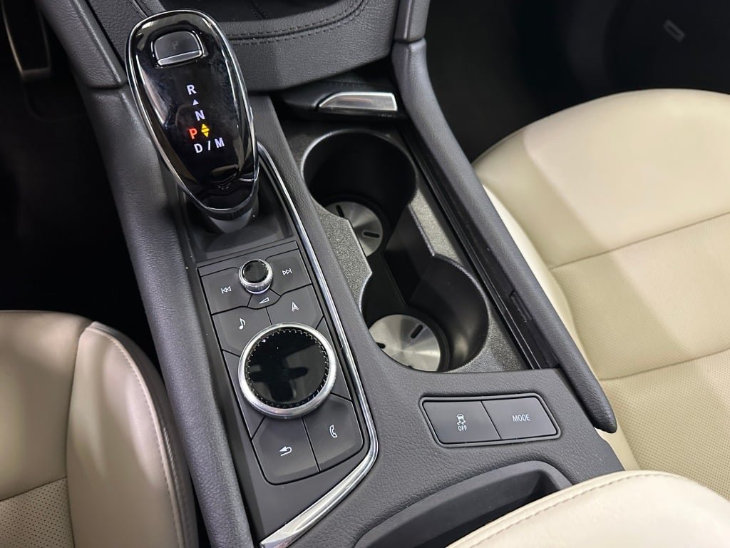 2024 Cadillac XT6 Sport - Photo 19