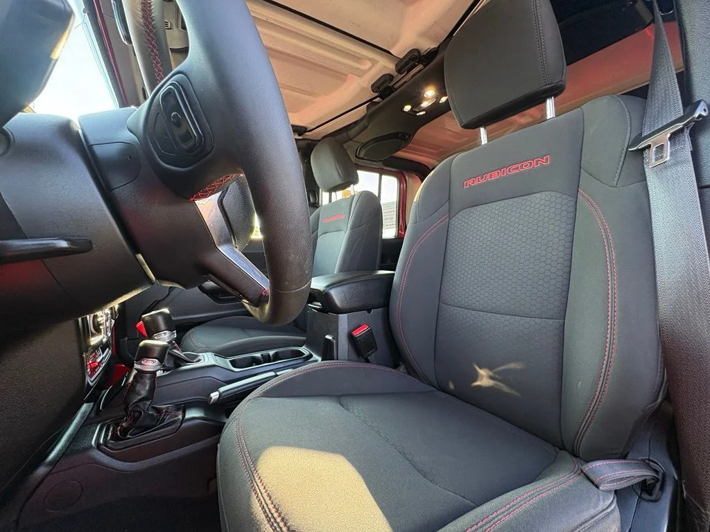 Used 2023 Red Jeep Rubicon image 12