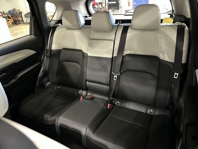 New 2026 Rhodium White Metallic Mazda 2.5 S Preferred AWD image 28