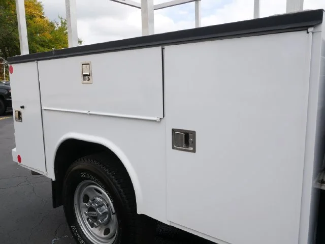 Used 2023 White Ford XL image 17