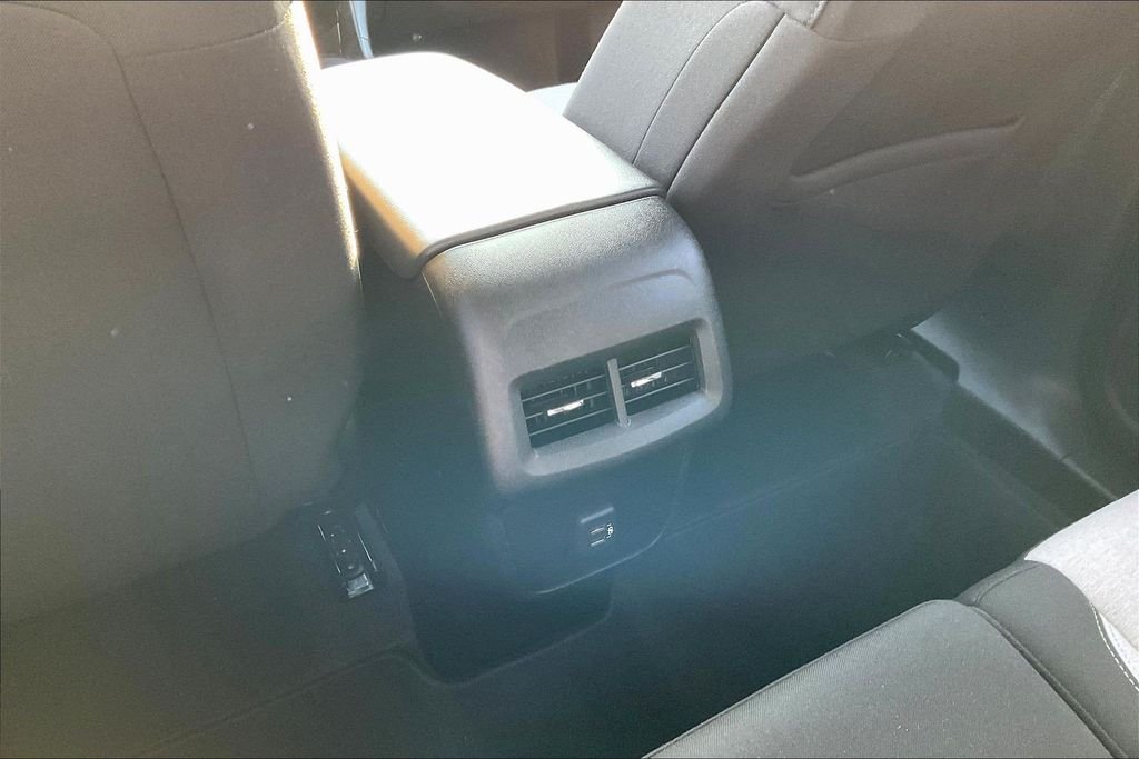 Used 2022 White Chevrolet LS image 14