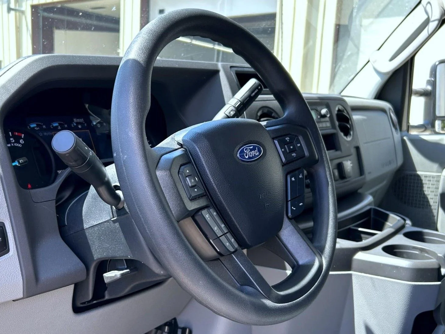 New 2027 White Ford Base image 11
