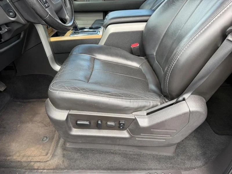Used 2011 Ingot Silver Metallic Ford Lariat image 20