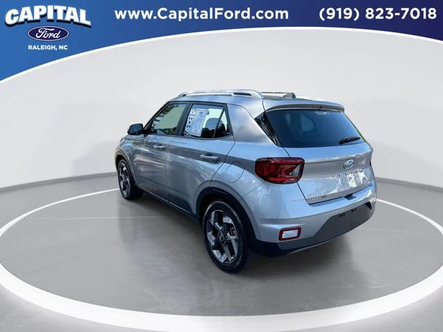 Used 2025 Silver Hyundai SEL image 6