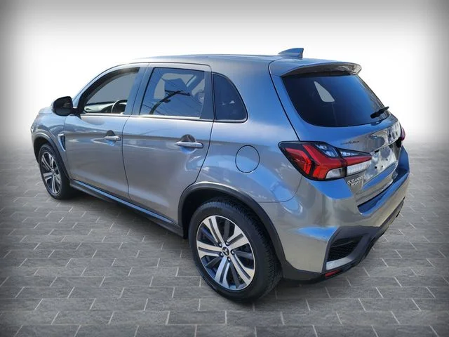 Used 2024 Gray Mitsubishi 2.0 SE image 6