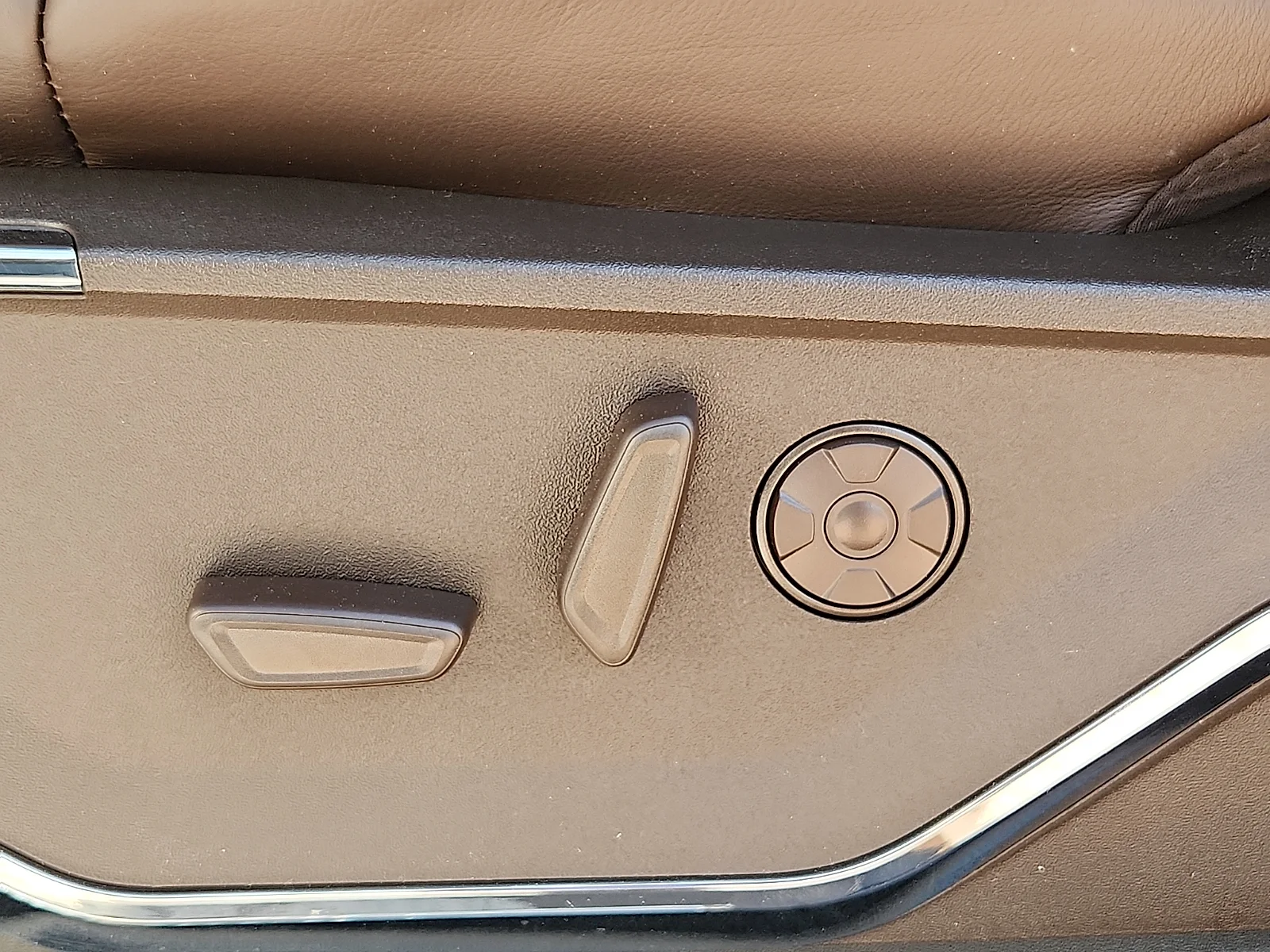 New 2026 Oxford White Ford King Ranch image 16