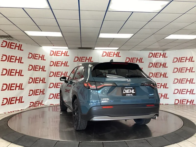 Used 2024  Honda Sport image 5