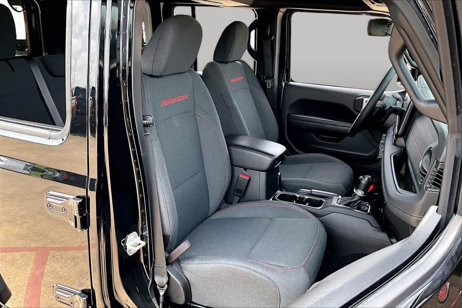 Used 2024 Black Clearcoat Jeep Rubicon image 9