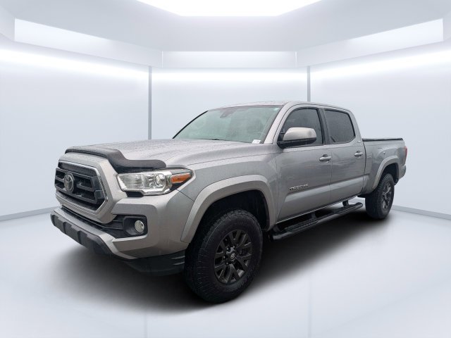 Used 2021 Silver Toyota SR5 image 7