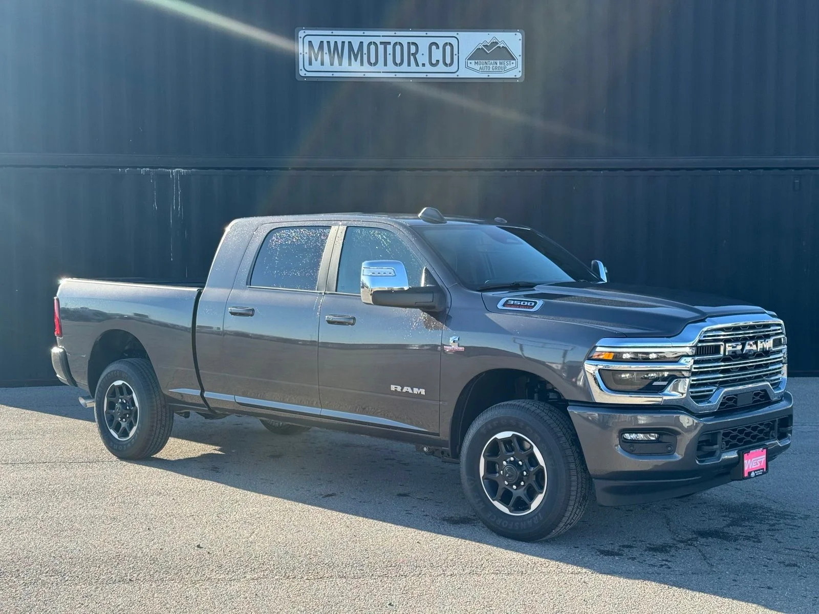New 2026 Granite Crystal Metallic Clear-Coat Exterior Paint RAM Laramie image 1