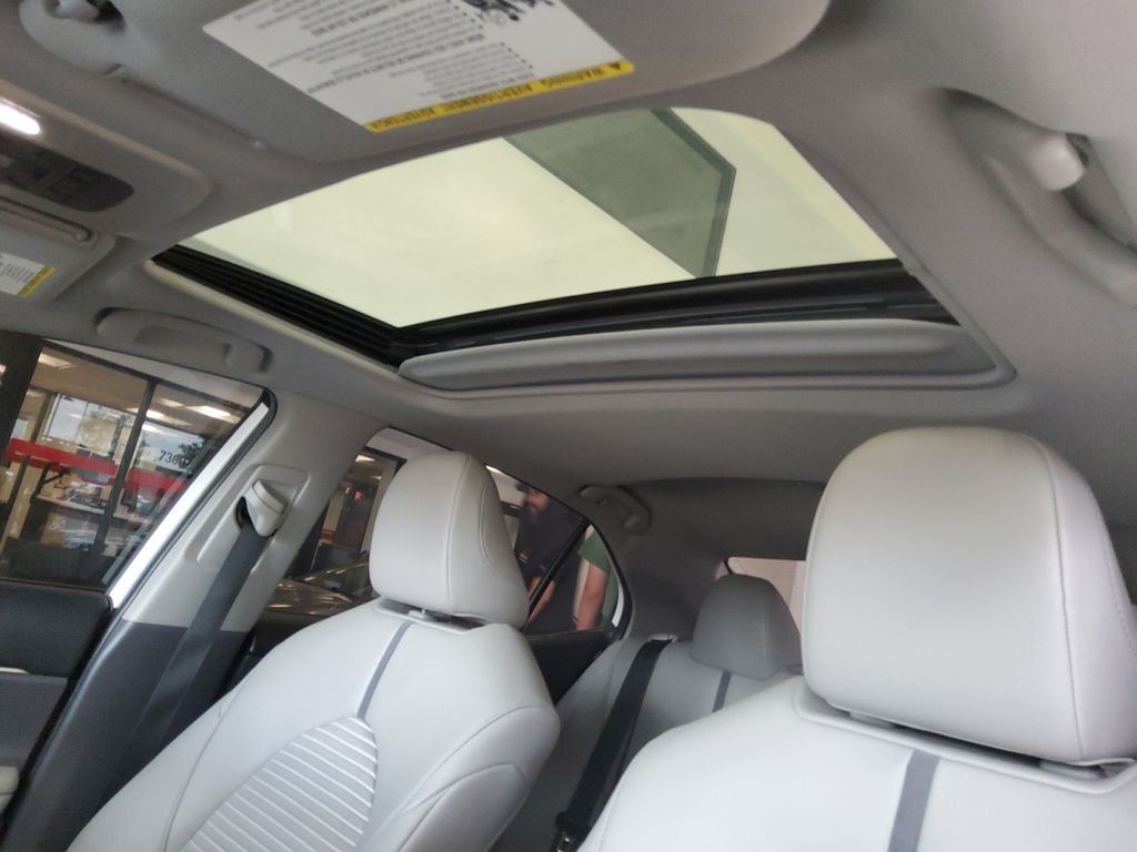 Used 2021 White Toyota SE image 25