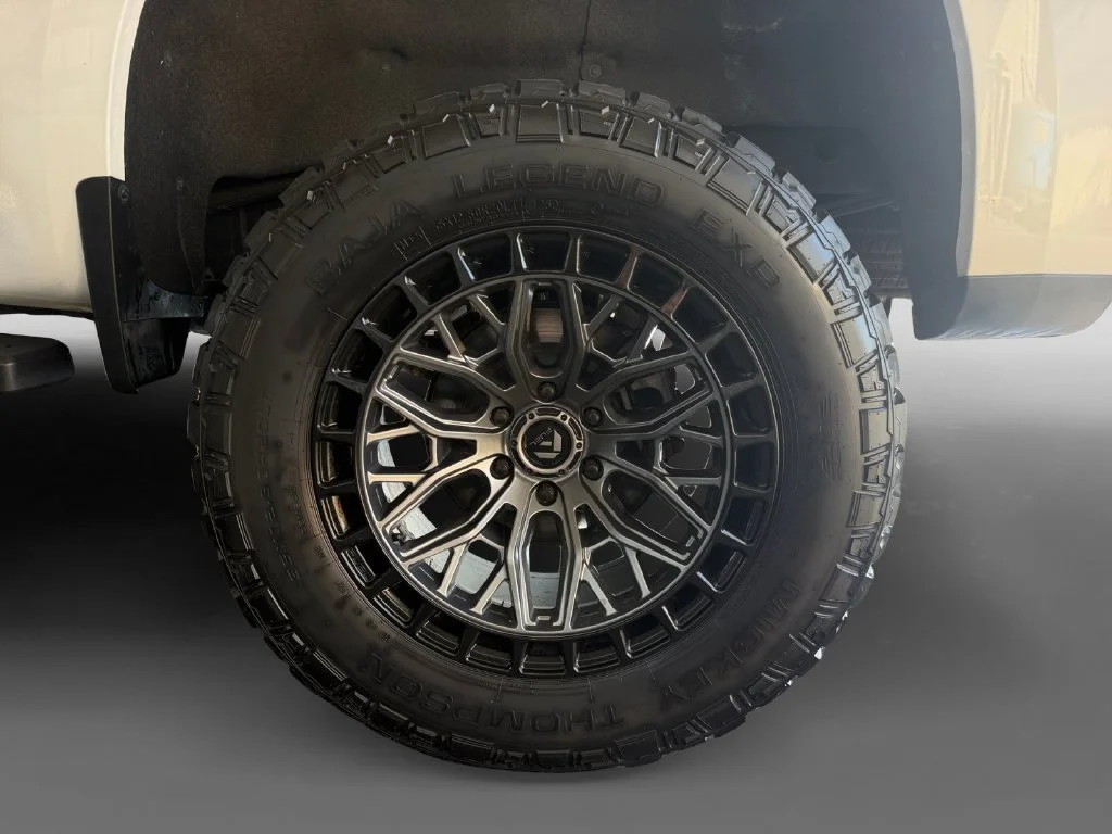 Used 2023 IRIDESCENT PEARL TRICOAT Chevrolet LTZ image 16